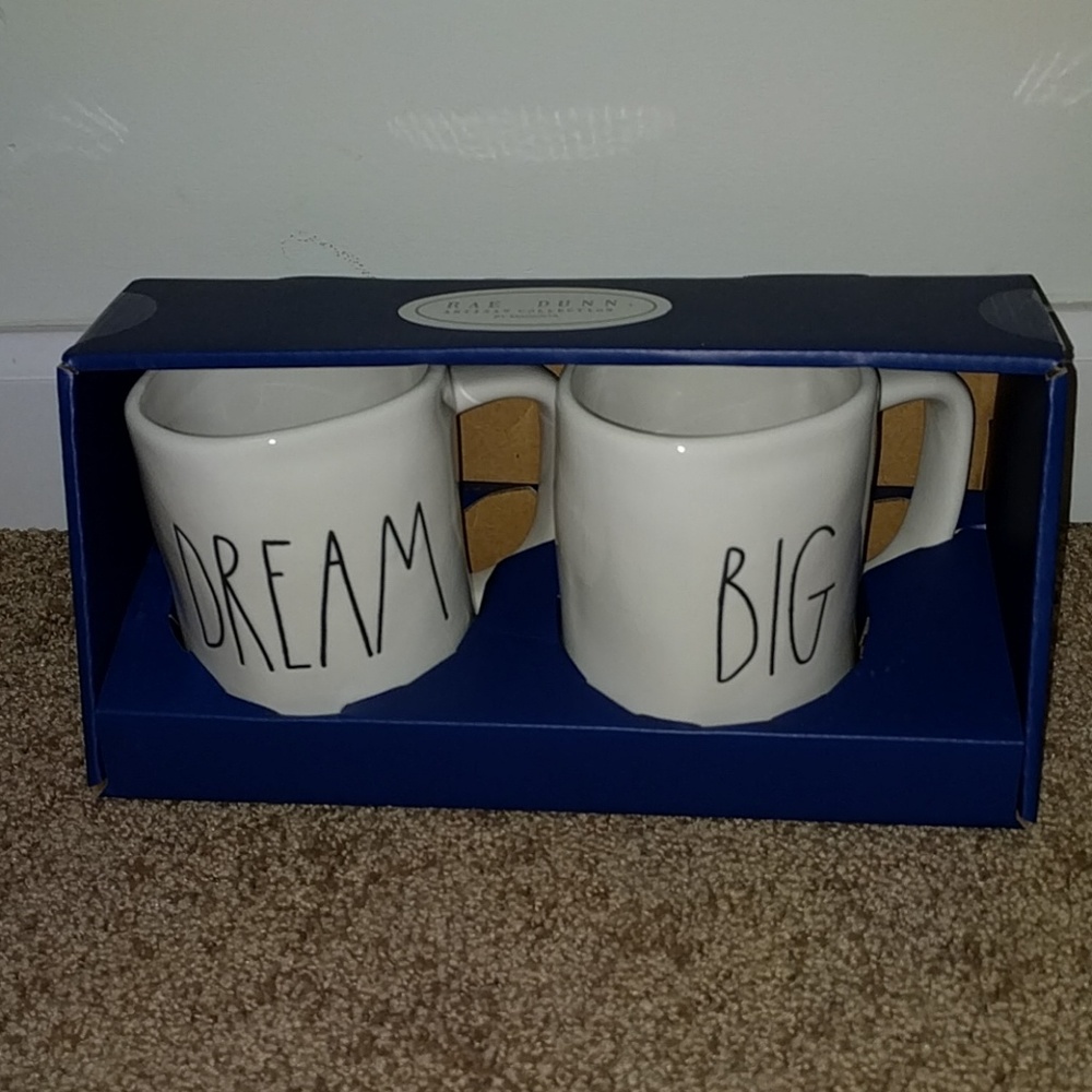 Rae Dunn Dream Big Mug Set